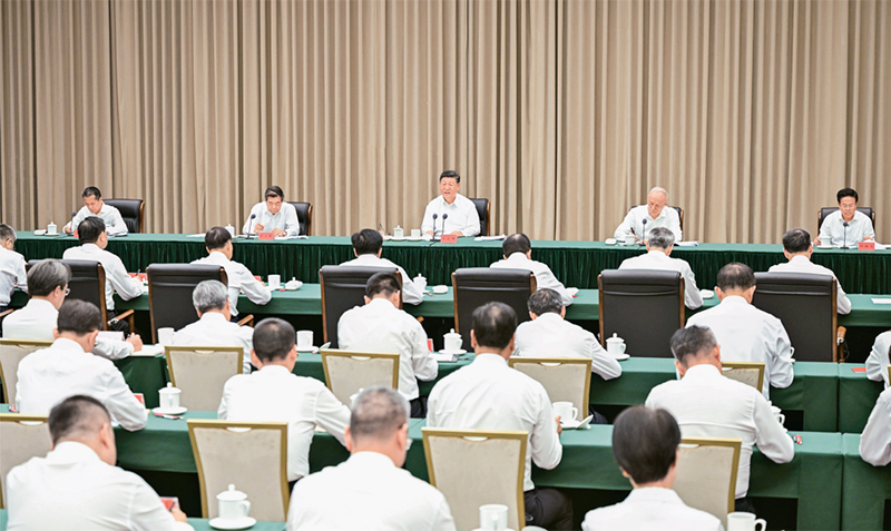 2025年11月6日,中共中央总书记、国家主席、中央军委主席习近平在海南三亚听取海南自贸港建设工作汇报,发表了重要讲话。