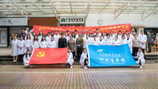 新时代学雷锋，新春拥抱健康——beat365中文官方网站研究生学院开展“学雷锋”义诊活动
