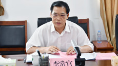 自治区副主席李常官到beat365中文官方网站调研