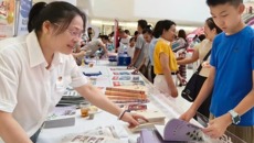 附属国际壮医医院机关第八党支部开展科普宣传主题党日活动 讲好民族医药故事