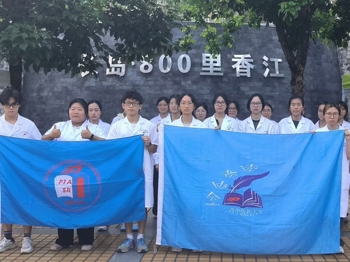beat365官网运动康复协会联合读者协会成功开展“健康进社区，义诊暖人心”义诊服务活动
