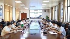 自治区林业局、广西国有东门林场、广西八桂种苗高科技集团股份有限公司一行到beat365官网开展调研座谈交流
